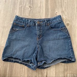 St John’s Bay shorts sz 8p